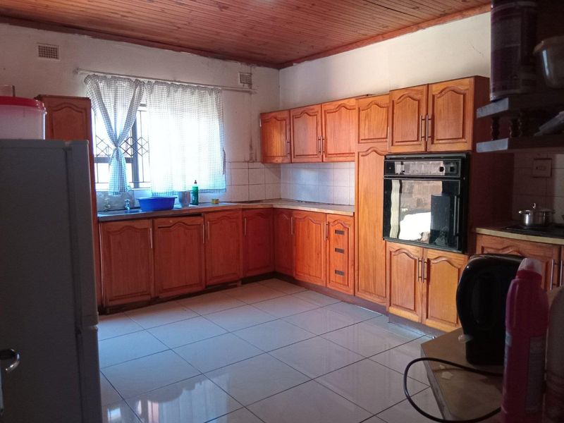FOR SALE | 3-Bedroom Home with additional Outside Building in Imbali, Pietermaritzburg - Photo 9