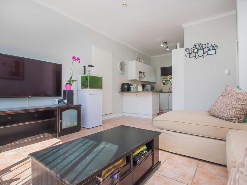 Low Maintenance and Low Levies, Neat as a Pin with Bird Lovers Garden. - Photo 6