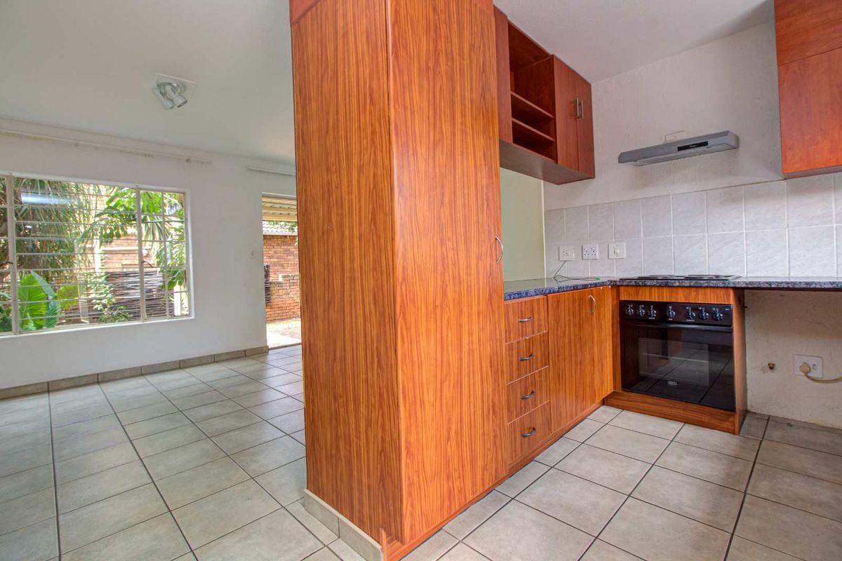 Move in ready - Photo 4