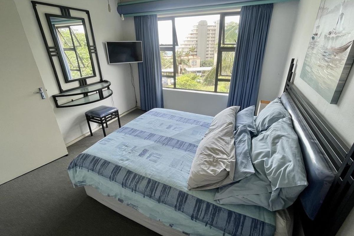 Hendra - Luxurious 3-Bedroom Apartment in The Shades, Umhlanga Rocks For Sale - Photo 4