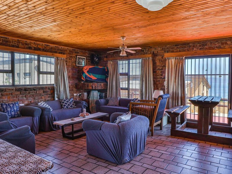 Location Perfection - Photo 6