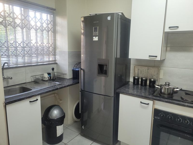 EXCLUSIVE SOLE MANDATE! Secure apartment. - Photo 4
