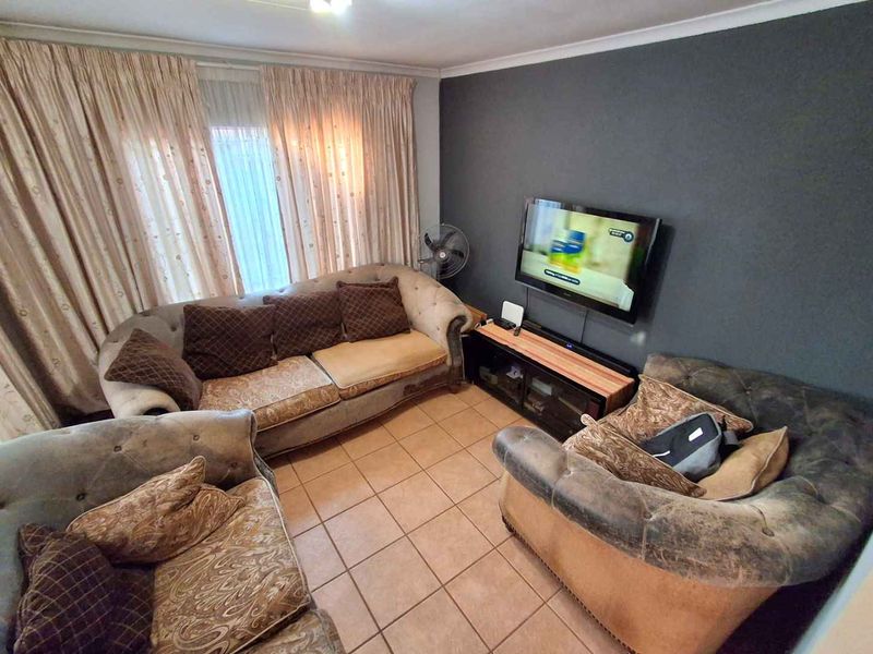 Three bedrooms house for sale in The Orchards - Photo 9