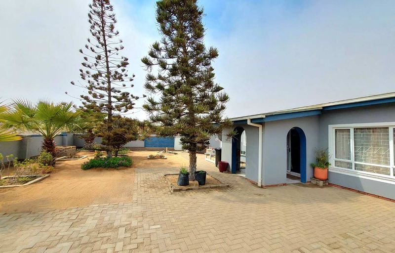 3 Bedroom Family Home