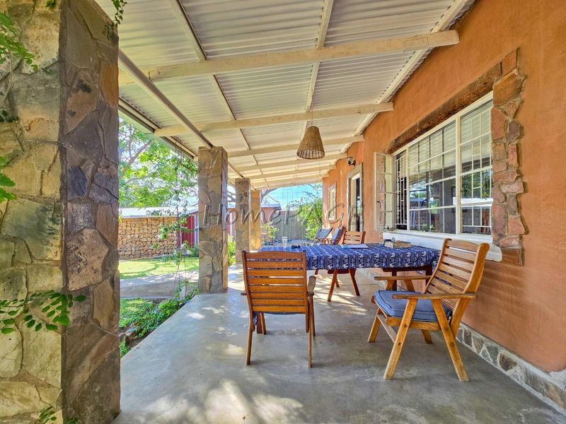 Omaruru:  Quaint Cottage Style 3 Bedr home is for sale - Photo 7