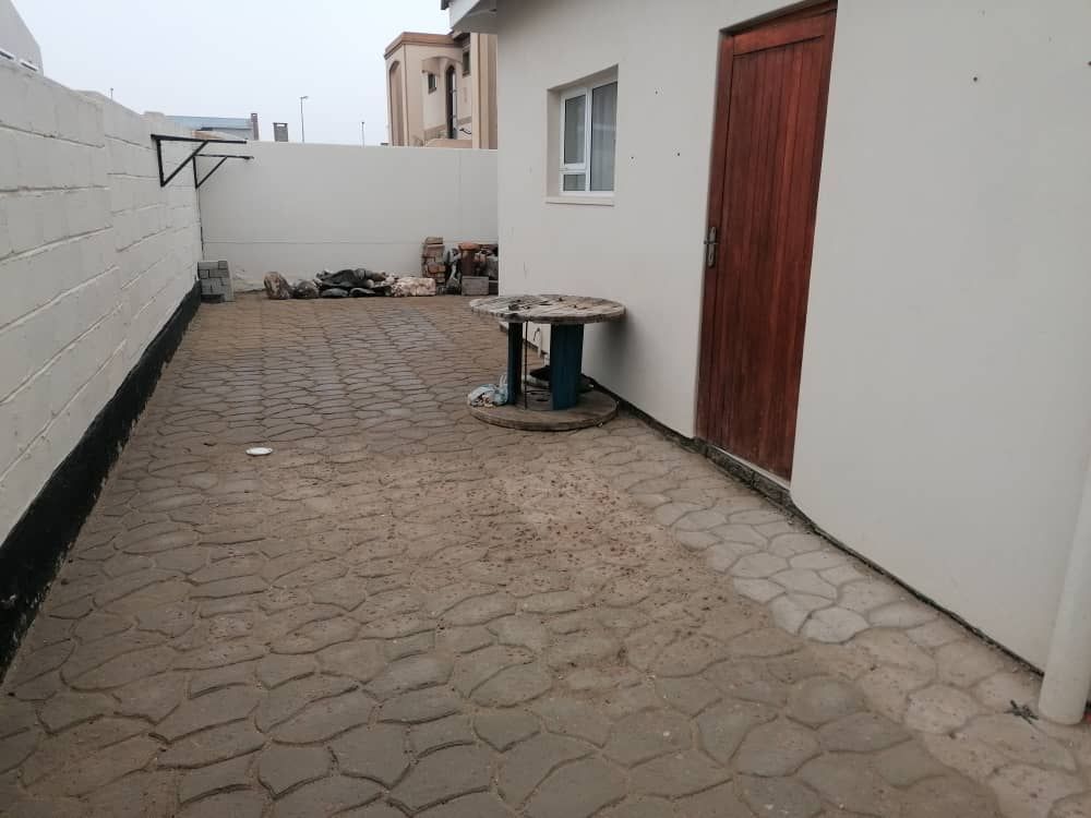 Back courtyard