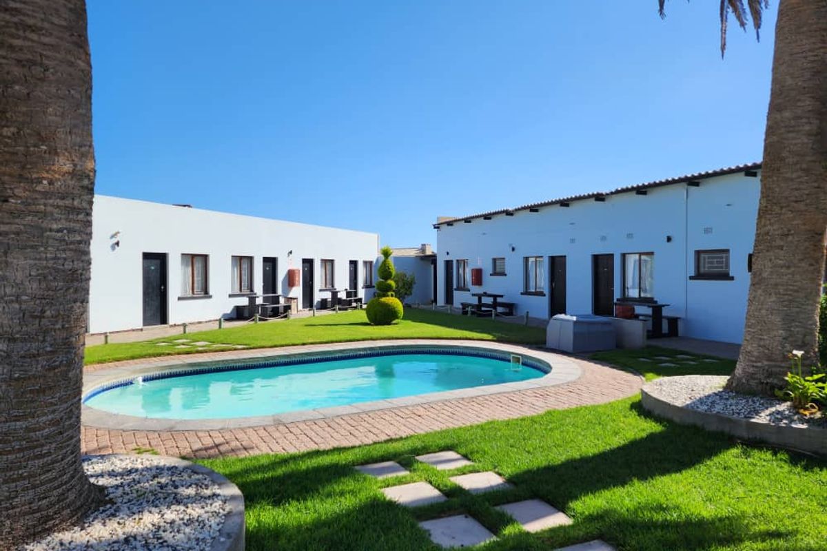 Invest in Henties Bay Hotel, Ready for New Ownership - Photo 3