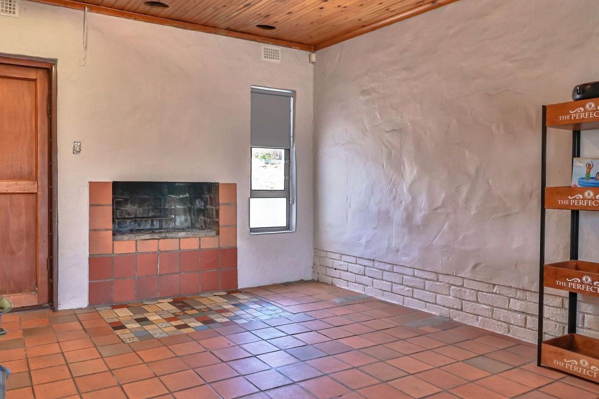 Not your average Coastal Cottage - Photo 5