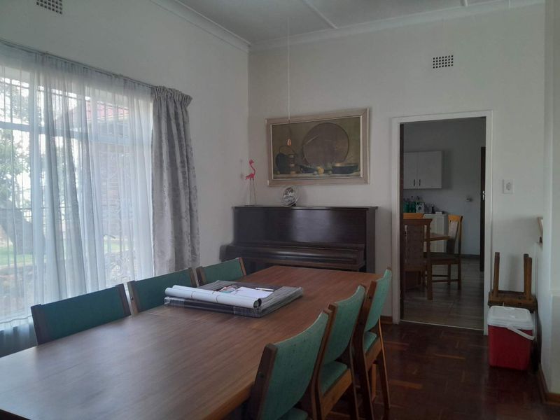 Spacious 4 Bedroom Family Home in Lunmeyer - Photo 9