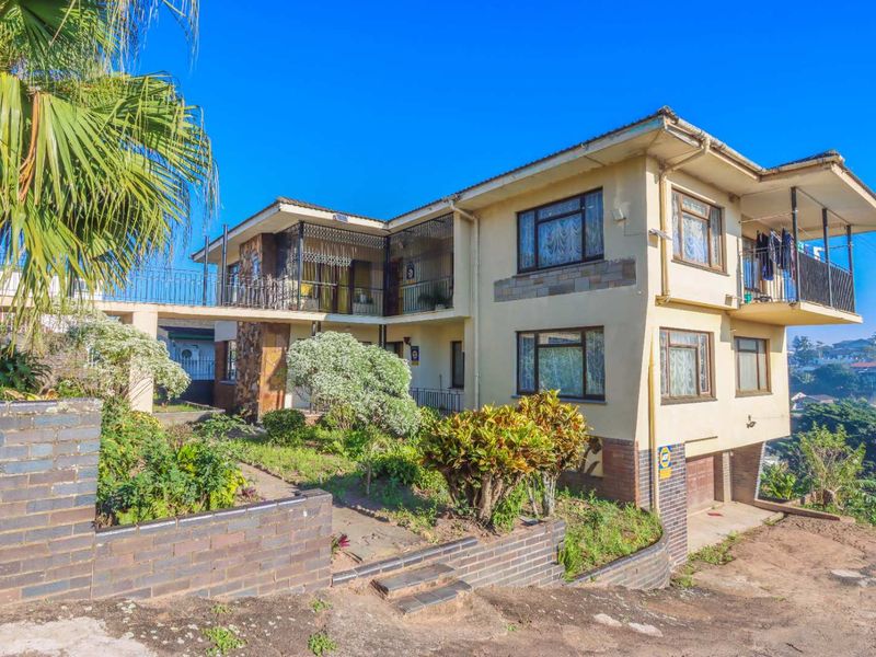 Home With Endless Potential. - Photo 2