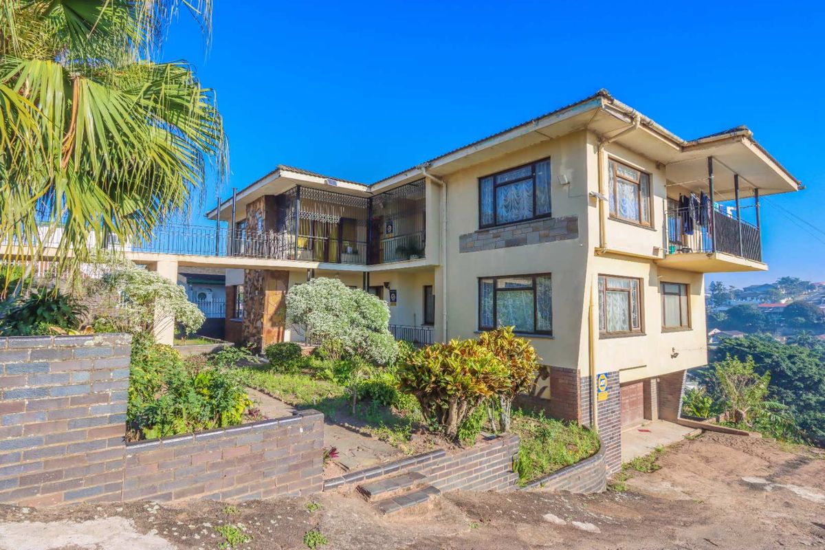 Home With Endless Potential. - Photo 2