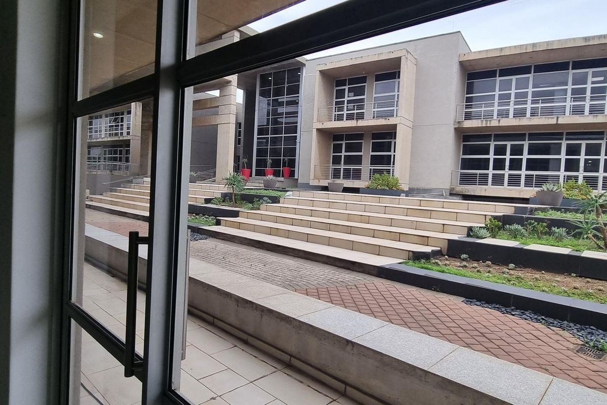 1 438m2 Louwlardia Centurion Office To Let - Photo 5