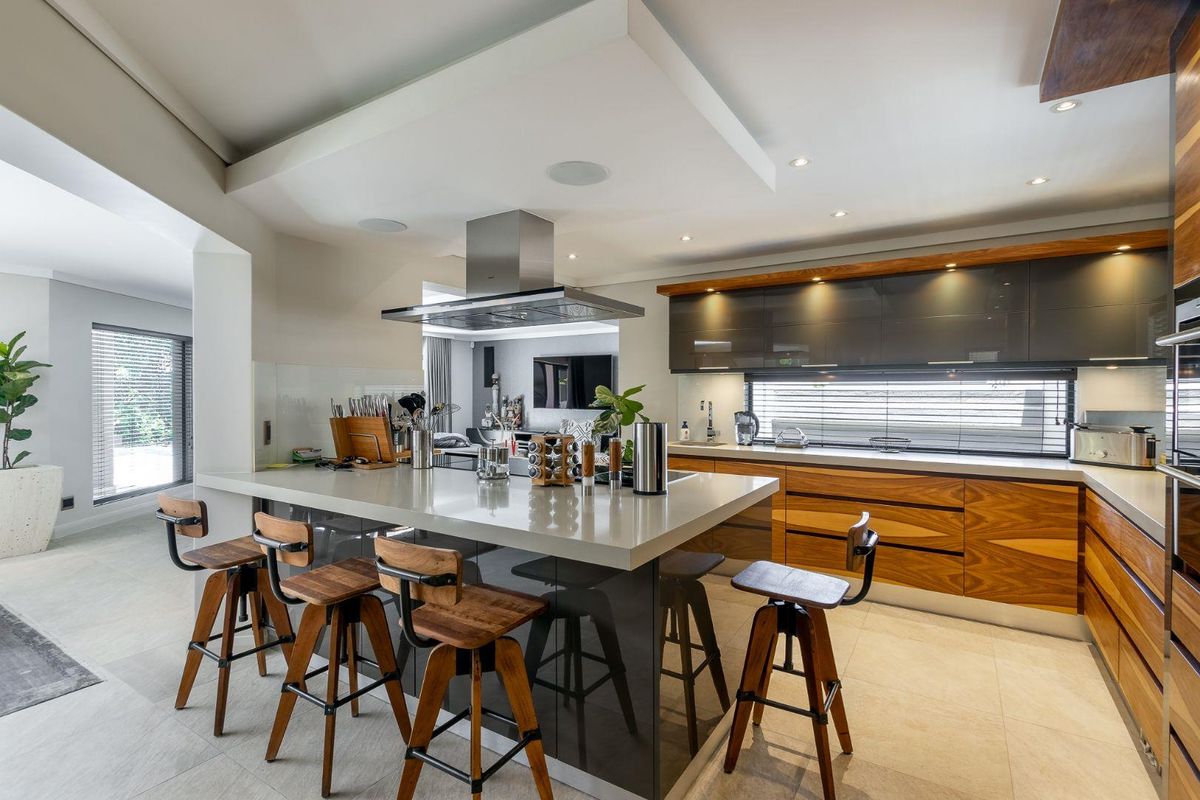 4 Bedroom House For Sale in Dainfern Golf Estate - Photo 3