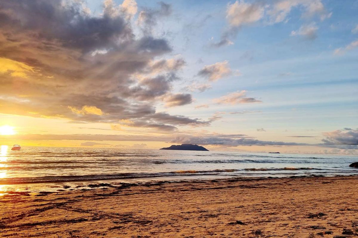 Re-development opportunity Beau Vallon - Photo 3