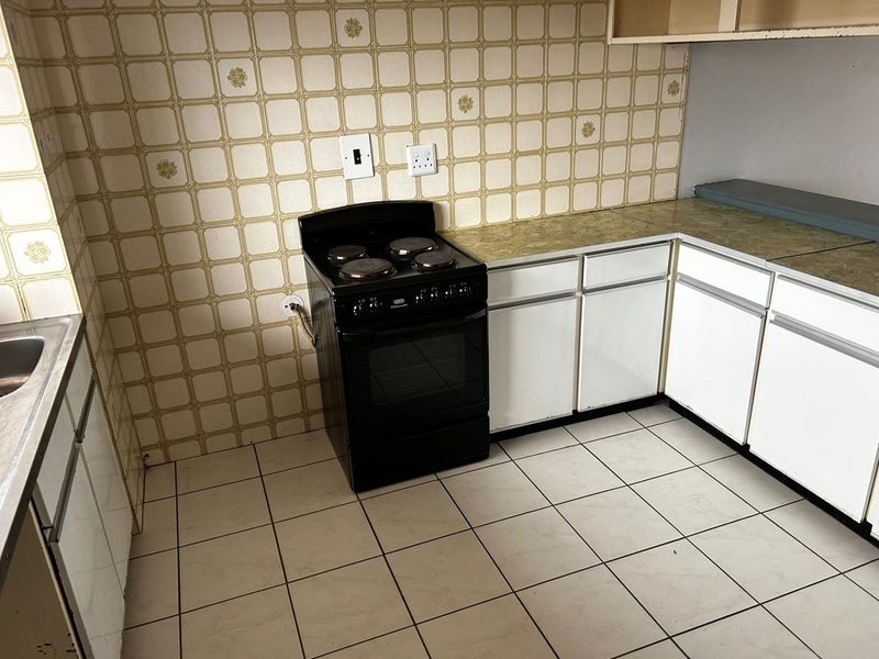 Neat secure Two bedroom unit for Sale - Photo 8