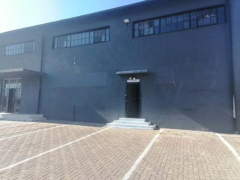 Well located in Southern Industrial area. - Photo 8