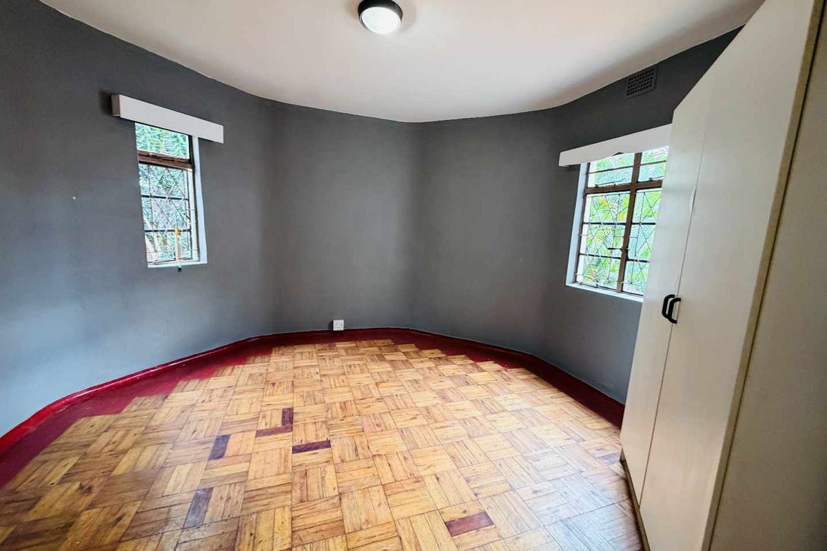 Hendra - Cozy 2 Bedroom Home  , newly renovated bathroom and Pet Friendly - Photo 5