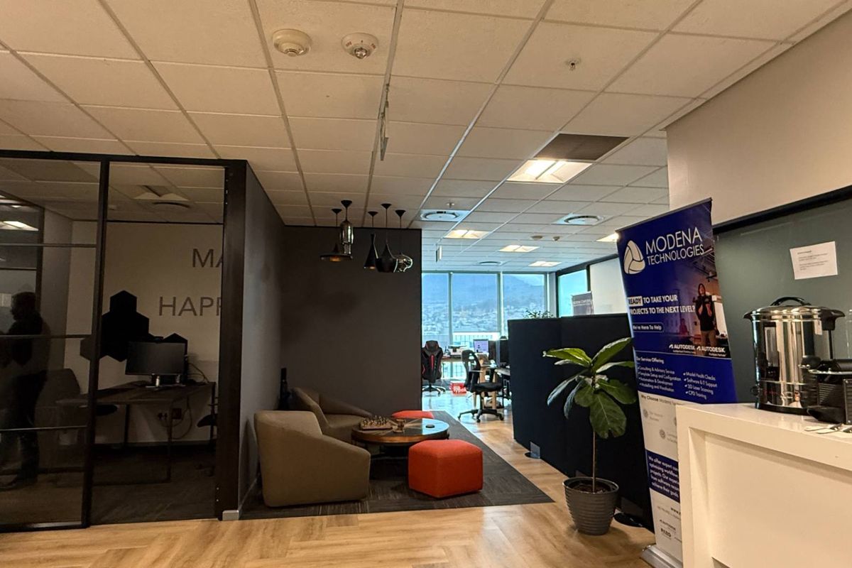 Prestigious 265m2 Portside Office to let - Photo 3