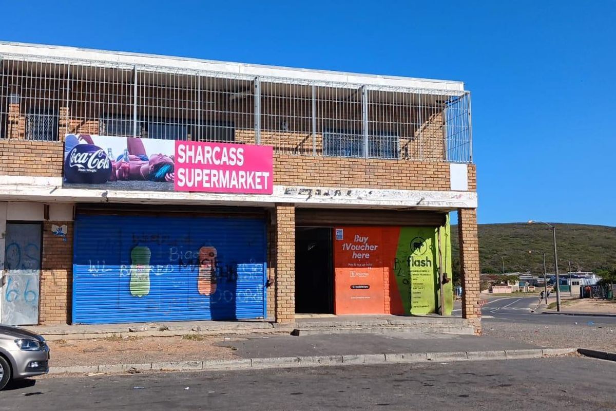 650 sqm commercial/retail property in Macassar - Photo 2