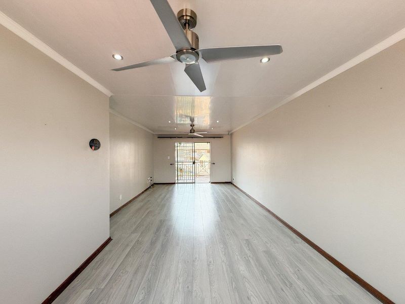 Newly Renovated Beauty with Sunset Views - Photo 7