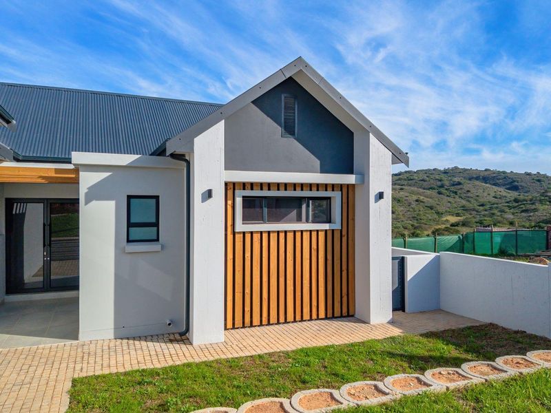 Brand-New 3-Bedroom Single-Storey Home | No Transfer Duty | Outeniquasbosch Wildlife Village - Photo 4