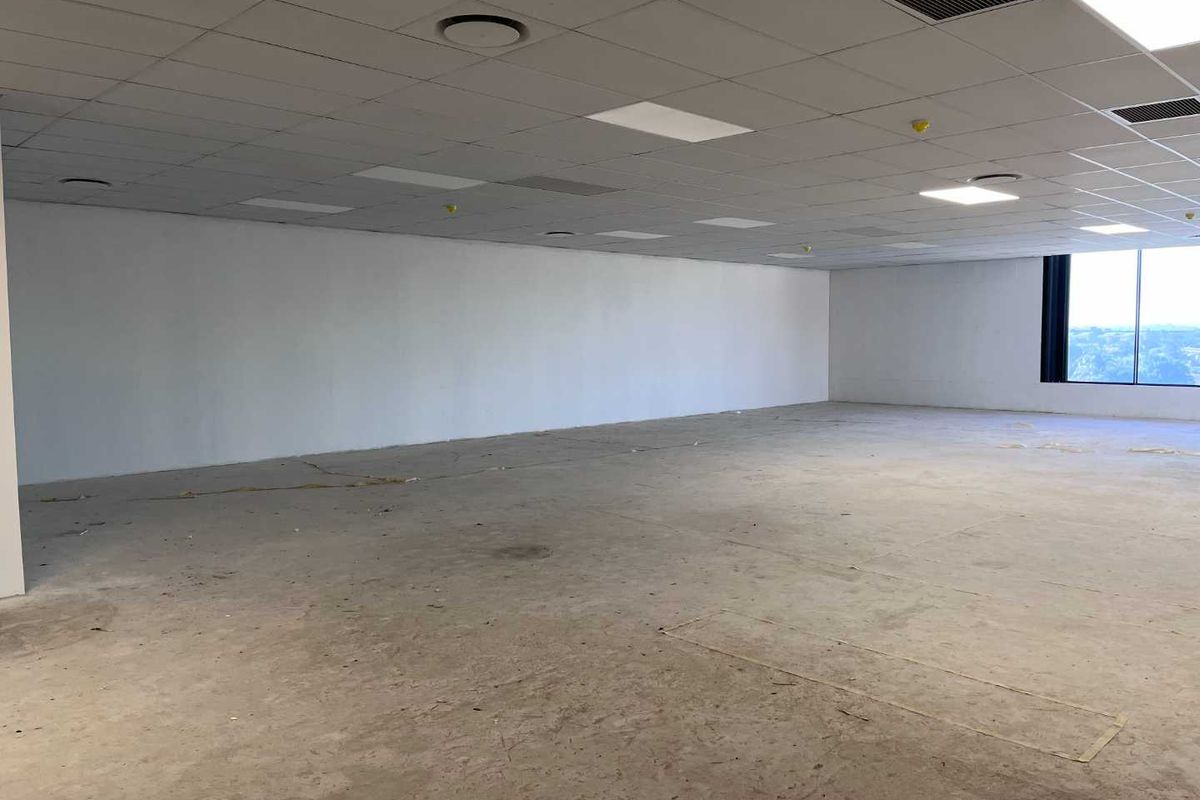 Prime Office Space in Sable Square Centre - Photo 4