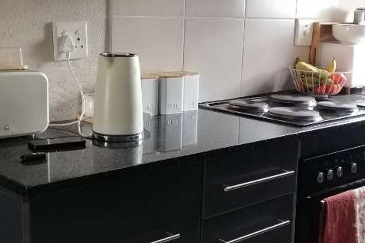 3 Bedrooms house to rent in Kwa-Thema ext 2 - Photo 5