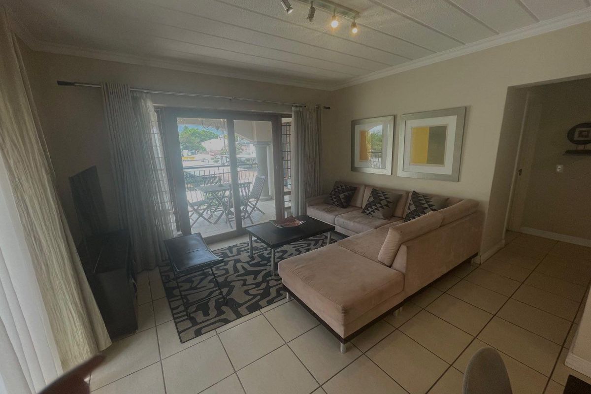 FURNISHED TWO BEDROOMS - Photo 2