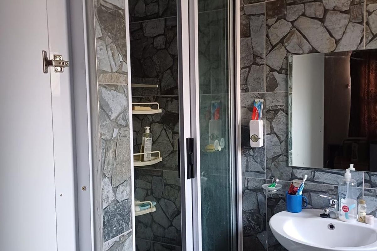 🏡 FOR SALE – 3 Bedroom Family Home in Thorn Valley Estate - Photo 3