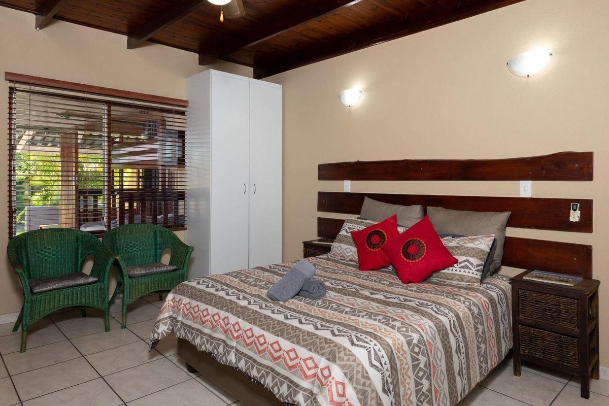 REDUCED !!! 2 bedrooms Apartment in ST LUCIA - Photo 3