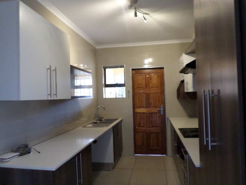 Investor's dream -Tenanted units ready for portfolio Growth! - Photo 8