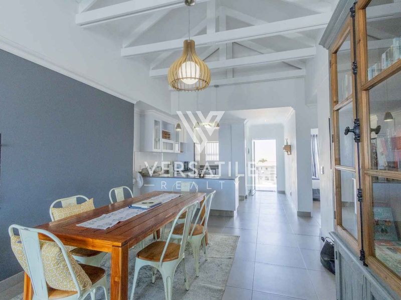 Fully Furnished Penthouse with Permanent Sea Views | To Let - Photo 9