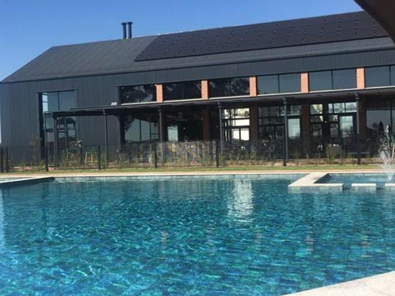 One Bedroom Apartment for Sale in Linbro Park - Photo 10