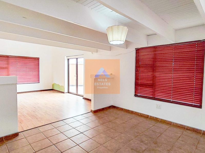 Spacious Home To Rent in Hage Heights, Swakopmund - Photo 8