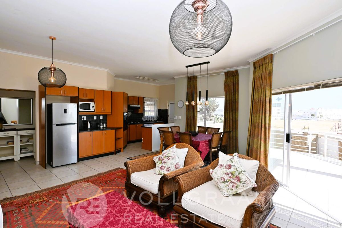 Three Bedroom Townhouse for Sale - Vogelstrand - Photo 4