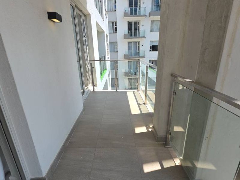 FABULOUS ULTRA MODERN 2 BED APARTMENT IN ROSEBANK - Photo 5