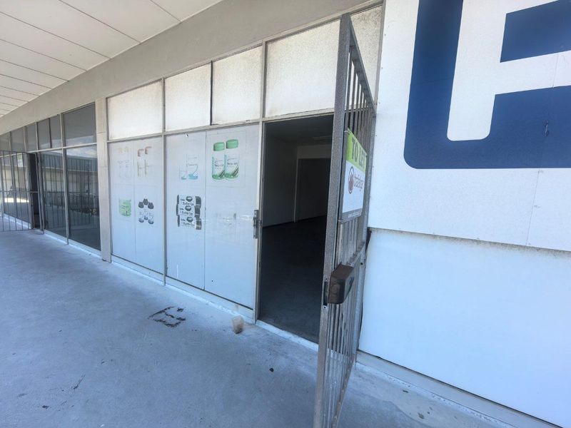 116m2 premises to let - Photo 6