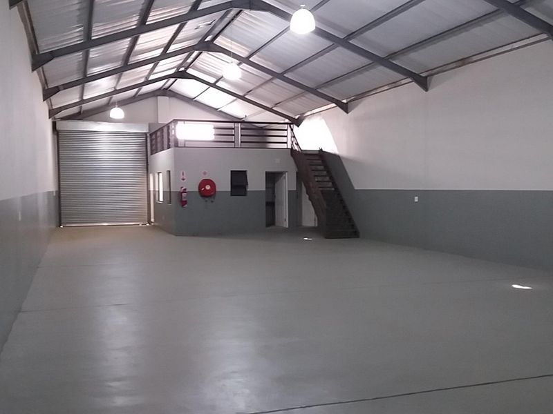 Warehouse Complex - Photo 3