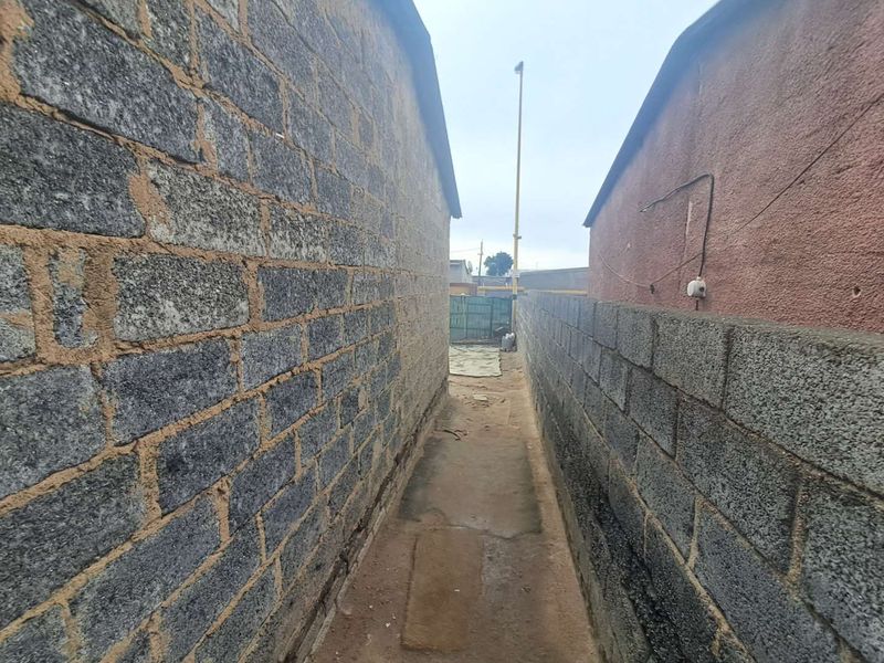 House In Ehlanzeni Tembisa - Photo 7