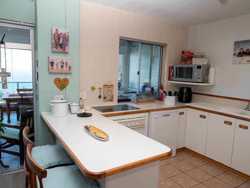 Brenton on Sea - Versatile Dual-Unit Coastal Home with Stunning Ocean Views - Photo 5