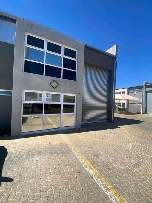 Property #2558441, Mixed Use Rental Monthly in Northern Industrial