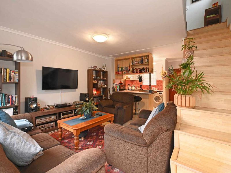 Secure and Spacious 2-Bedroom Townhouse in Parklands - Photo 8