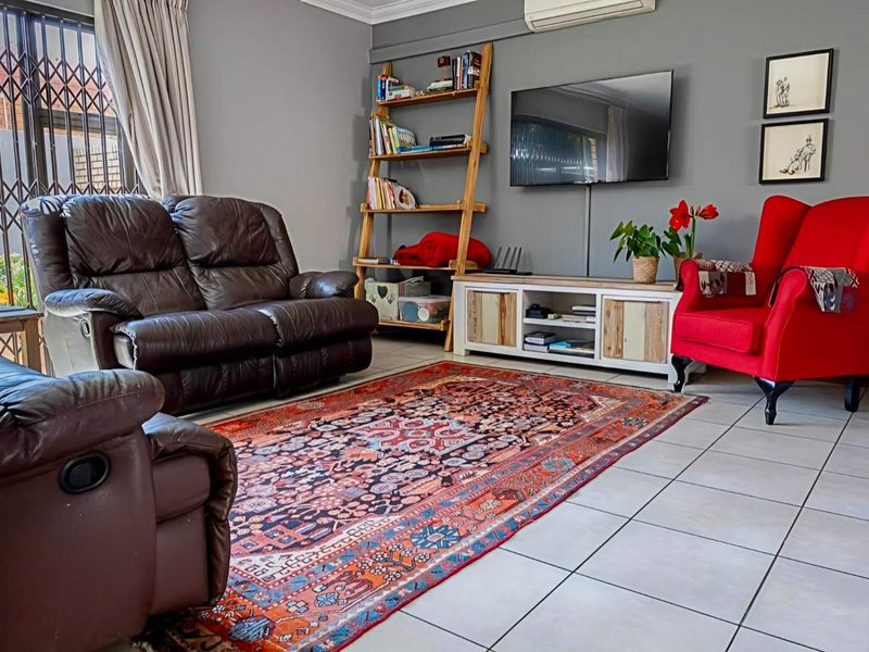 3 Bedroom Townhouse for Sale in New Redruth - Photo 3