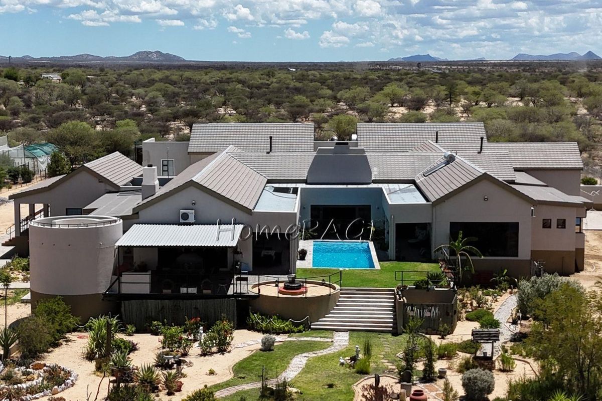 Omaruru Wildlife Estate, Omaruru:  Lifestyle plot with LUXURIOUS MANSION is for sale - Photo 3