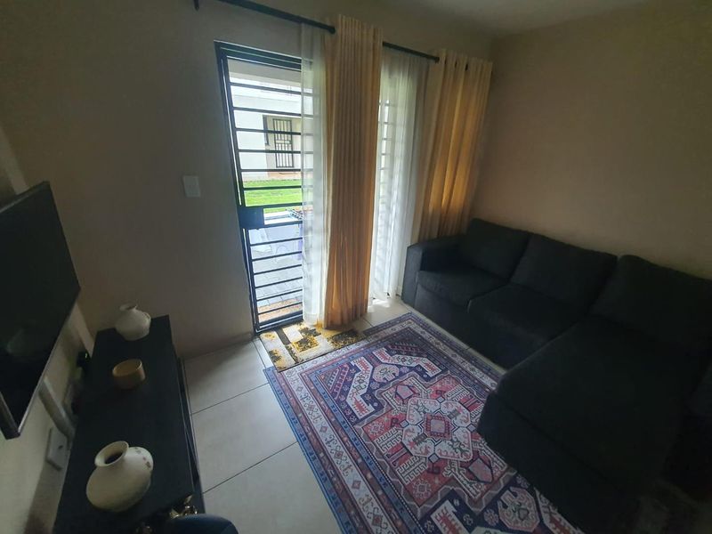 First Time Home Buyer's Townhouse - Photo 3