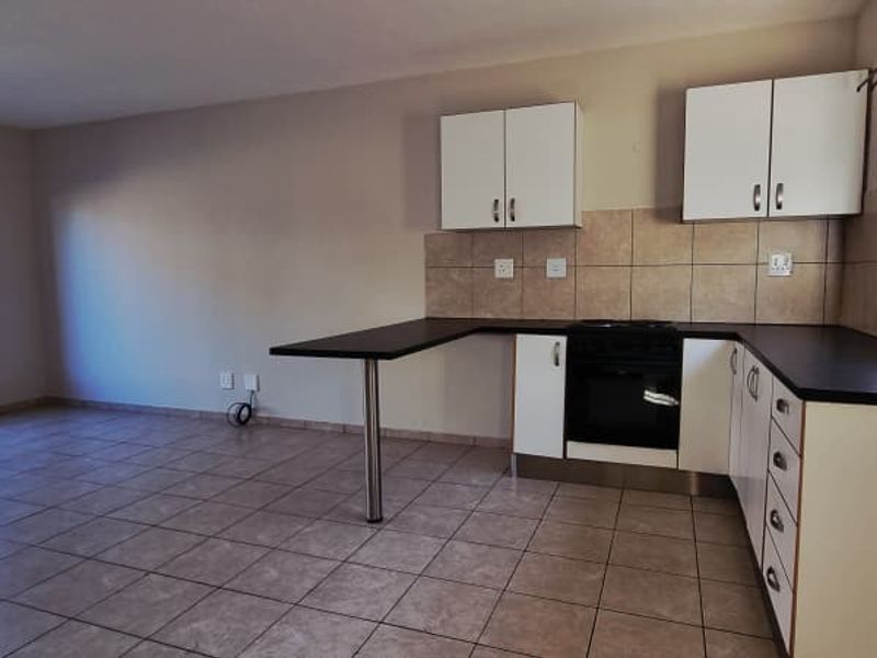 2 BEDROOM APARTMENT FOR SALE - KHOMASDAL - Photo 6