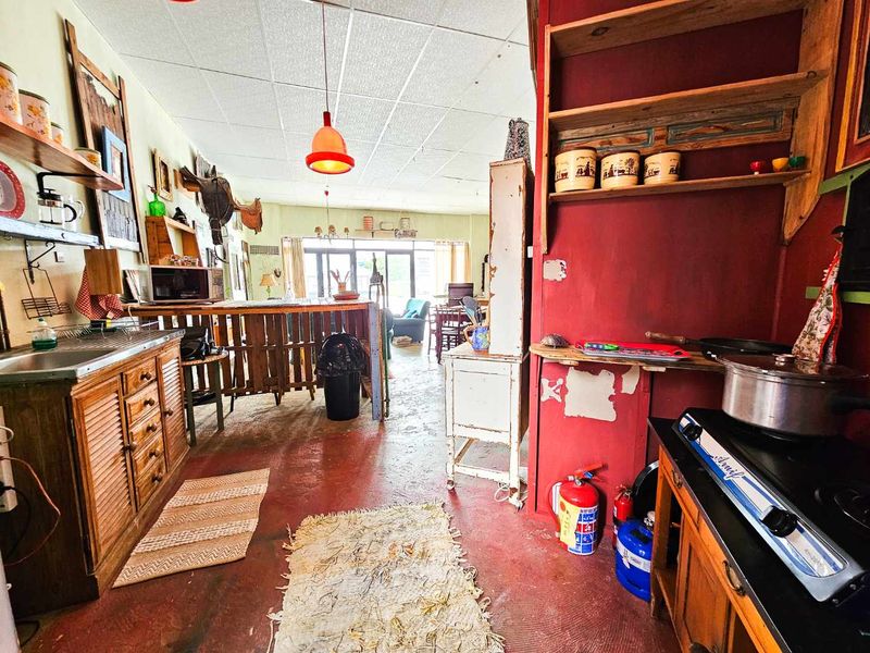 Ground floor unit with business rights for sale in Stilbaai Oos - Photo 10