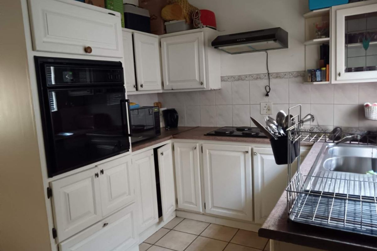 A beautiful family home in the heart of Ninapark - Photo 4
