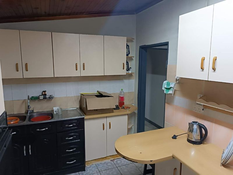 🏡 Charming 3-Bedroom Home for Rent – Northdale - Photo 8