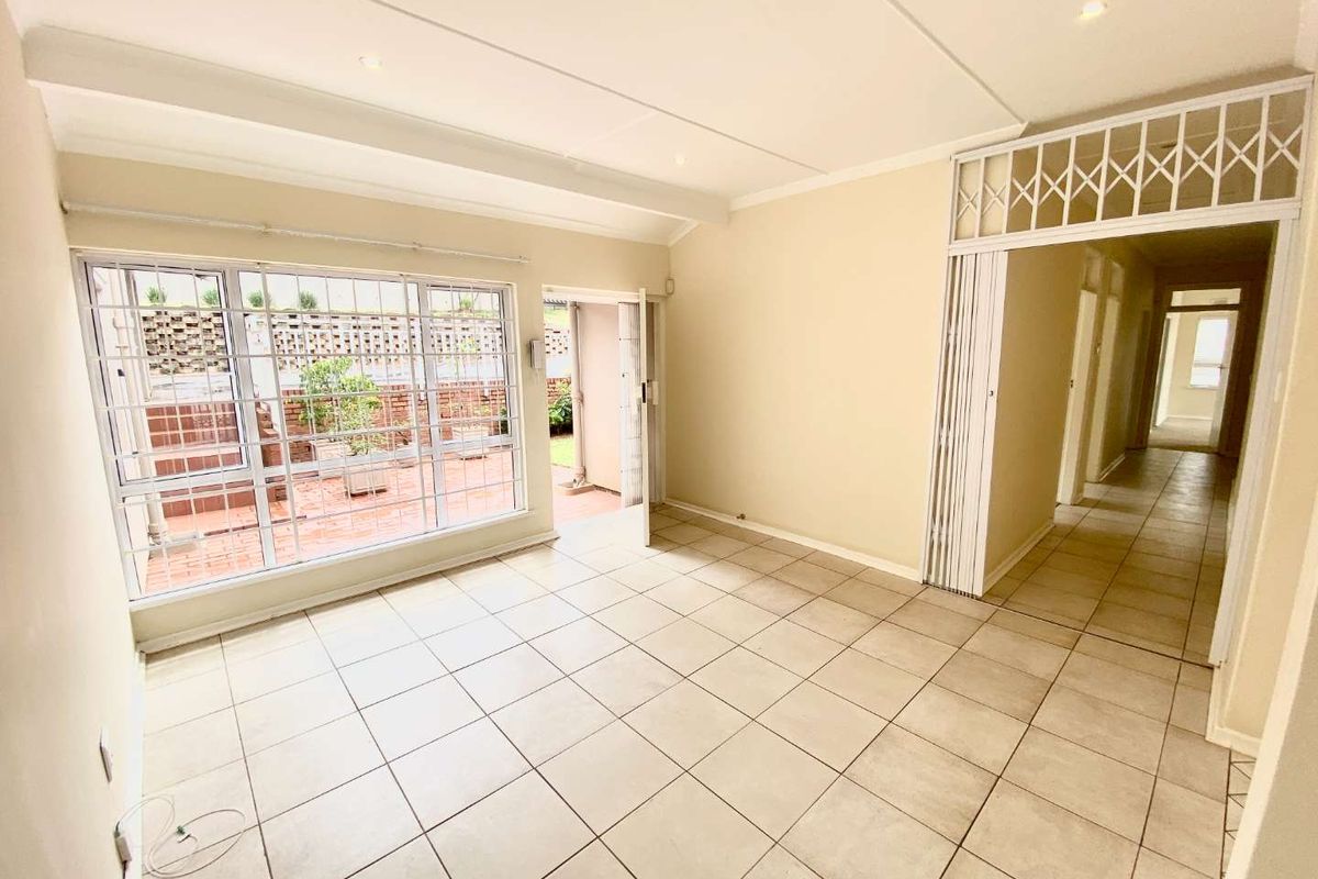 Hendra Estates - Stunning Family Home For Rent In Umhlanga. - Photo 3
